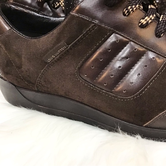 Louis Vuitton Sneakers - Picture 5 of 11